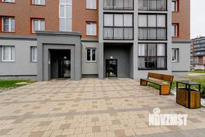 2-к квартира, вторичка, 42м2, 1/6 этаж