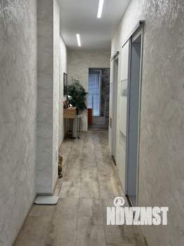 2-к квартира, вторичка, 70м2, 1/1 этаж