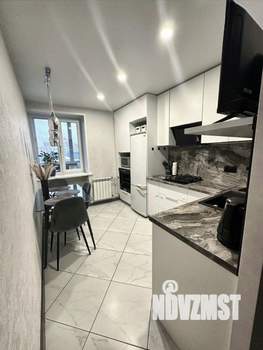 2-к квартира, вторичка, 52м2, 10/10 этаж