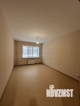 2-к квартира, вторичка, 54м2, 1/5 этаж