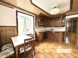 4-к квартира, вторичка, 128м2, 1/2 этаж
