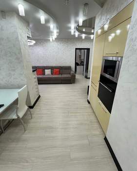 4-к квартира, вторичка, 120м2, 17/23 этаж